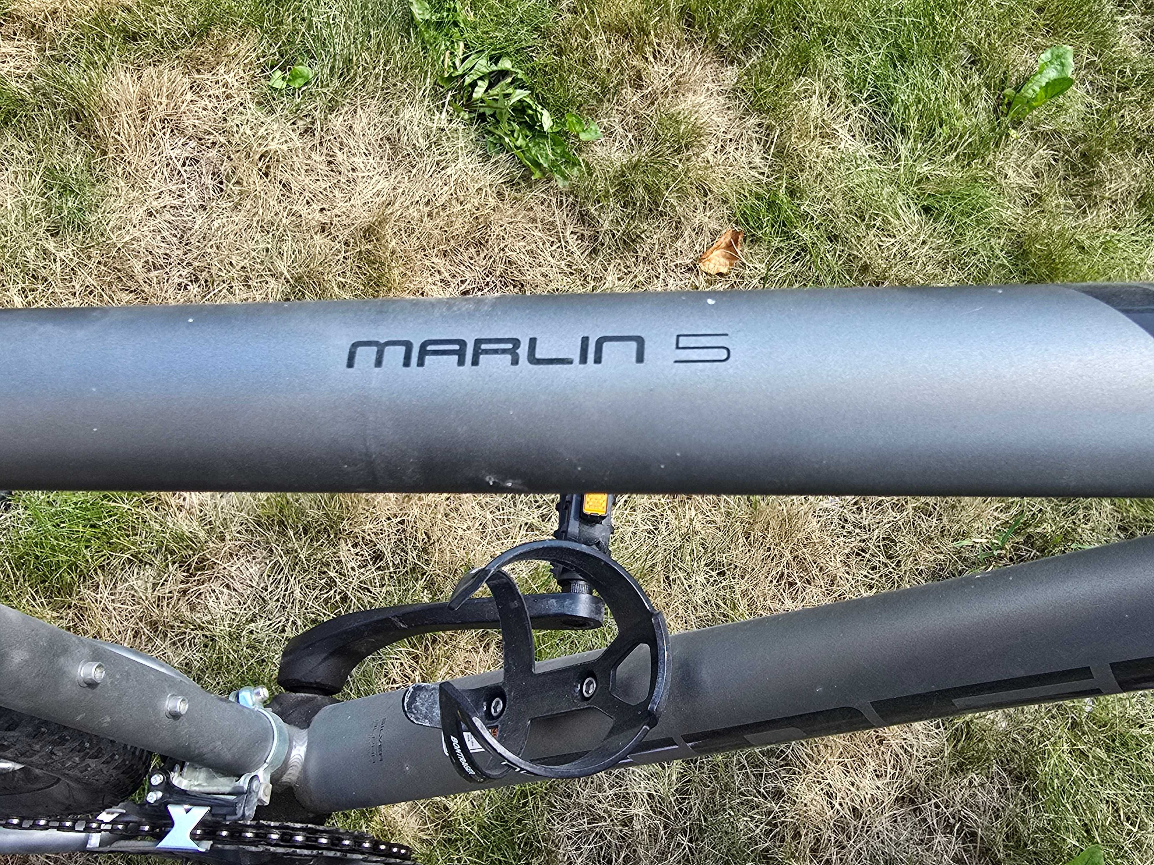 Rower Trek Marlin 5, srebrny, duża rama