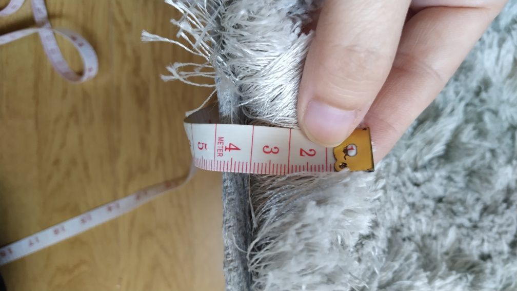 Carpete de qualidade premium cinzenta com pêlo extra longo