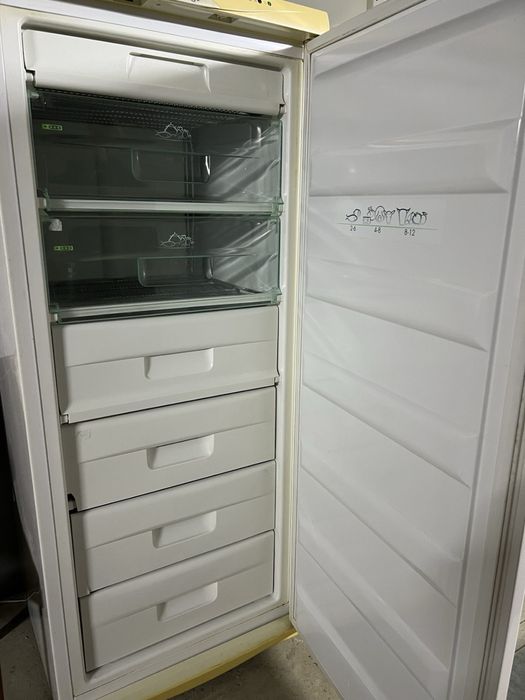 Морозильна камера