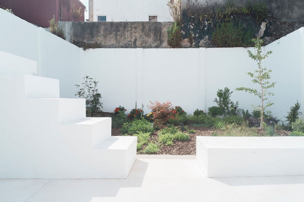 Espaço Coworking - Aluguer de Mesas / Espaço