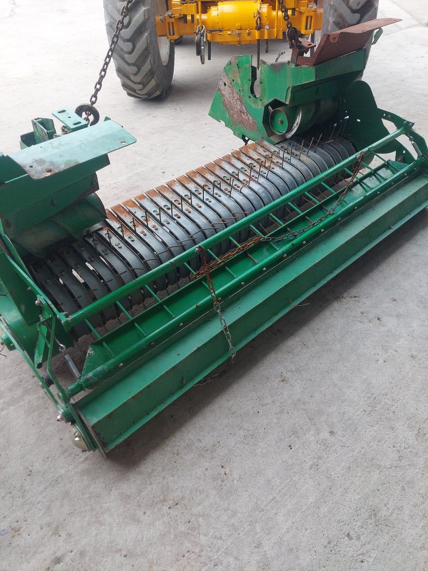 Podbieracz z rottorem  do  john deere  644