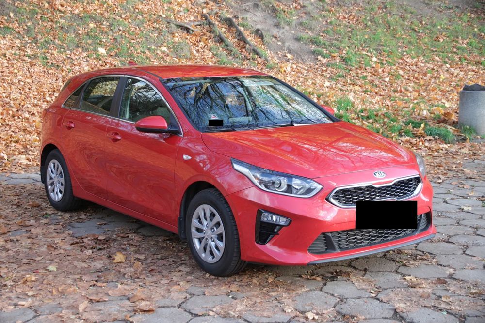 Kia Ceed 1.4 M, pierwszy właściciel, zestaw opon, bagażnik na rowery