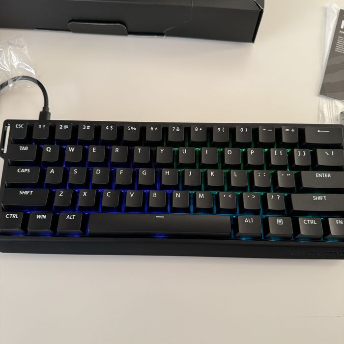 Klawiatura gamingowa MAD 60HE RGB