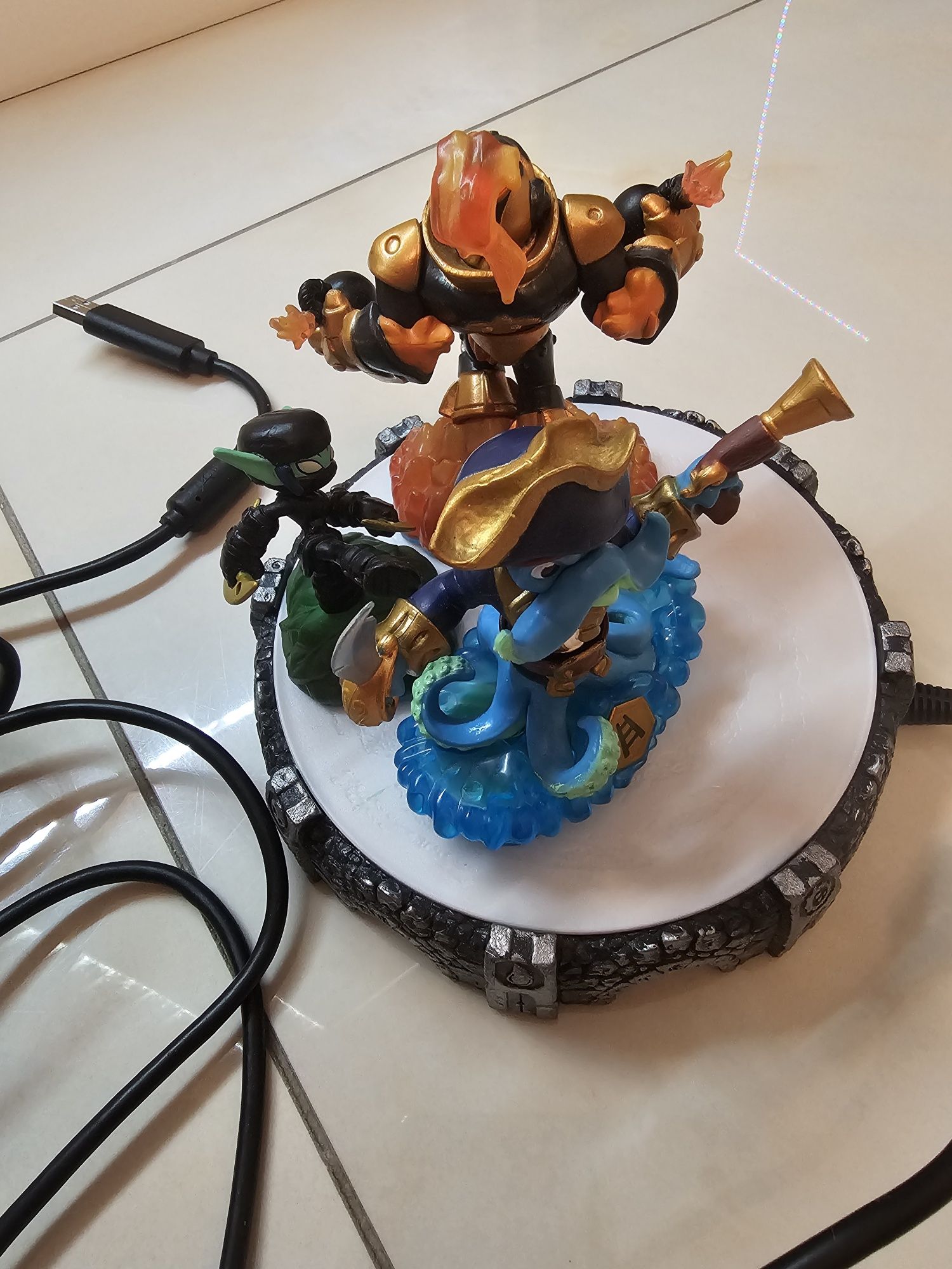 FIGURKI 3 SZT do gry Ps4 skylander Xbox 360