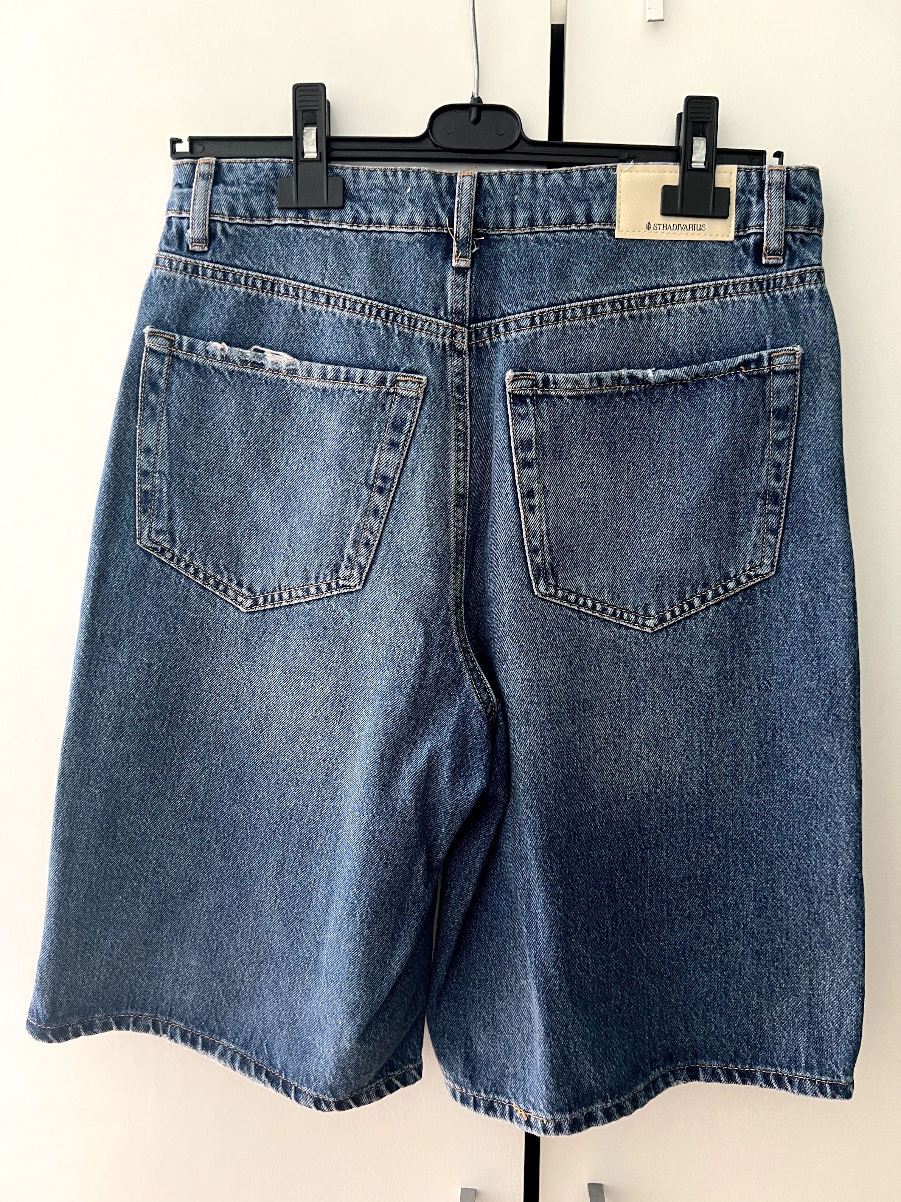 Calções Bermuda Stradivarius Com Tachas