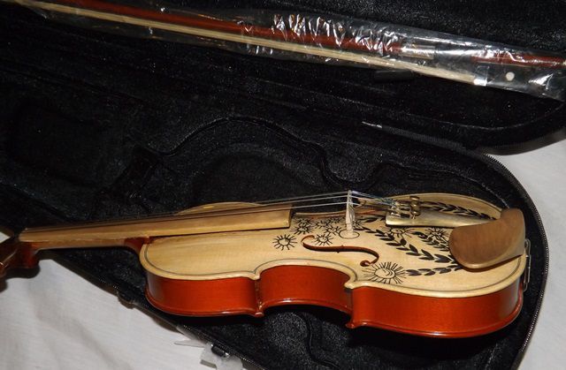 Violino da madeira personalizado
