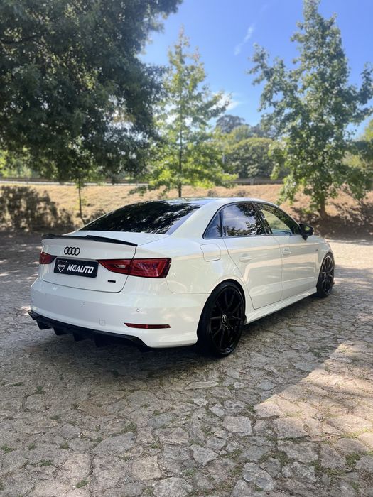 Audi A3 Limousine S-Line 2.0 TDI Look RS3