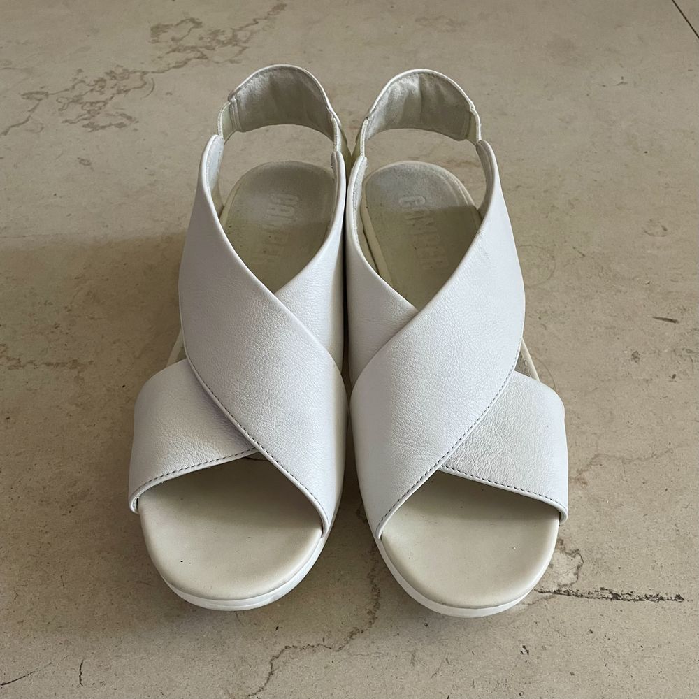 Sandalias CAMPER balloon 40 creme