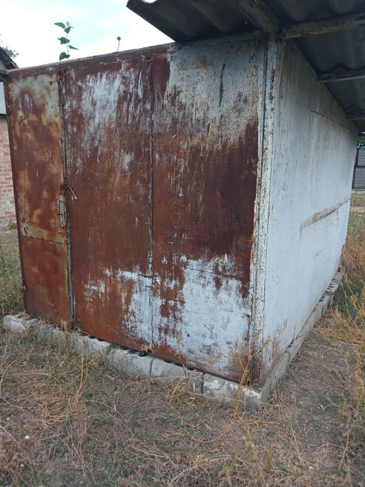 Продам металевий сарай