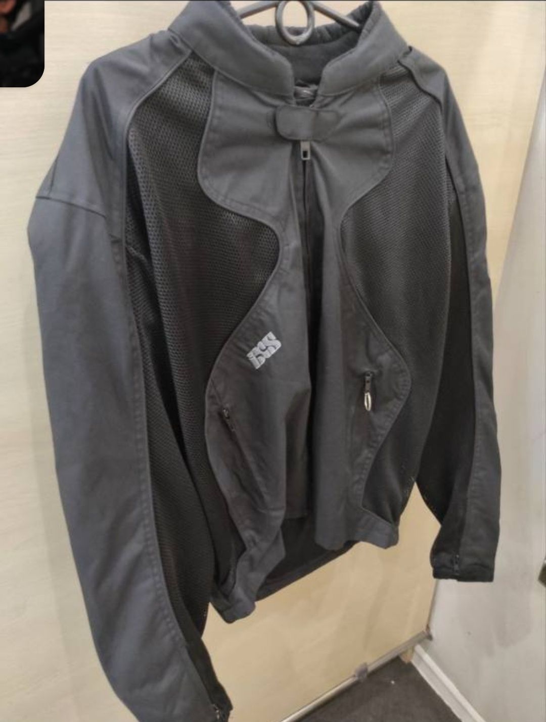 Мотокуртка IXS (XL) Новая, Сетка летняя продувается полностью