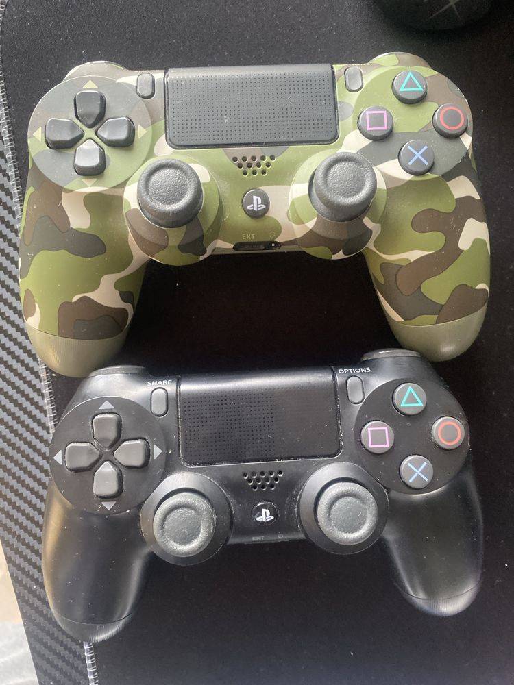 Ps4+3 gry+stacja do ładowania+3 pady