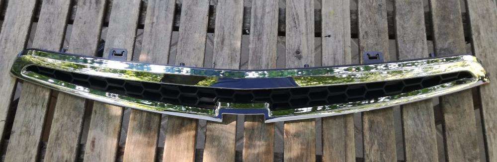 CHEVROLET SPARK grill chrom atrapa