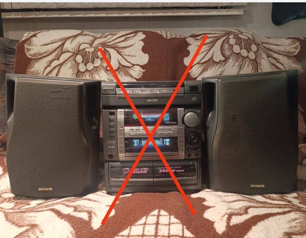 Колонки от Музыкального центра Aiwa Nsx F9. Звук! (только акустика!)