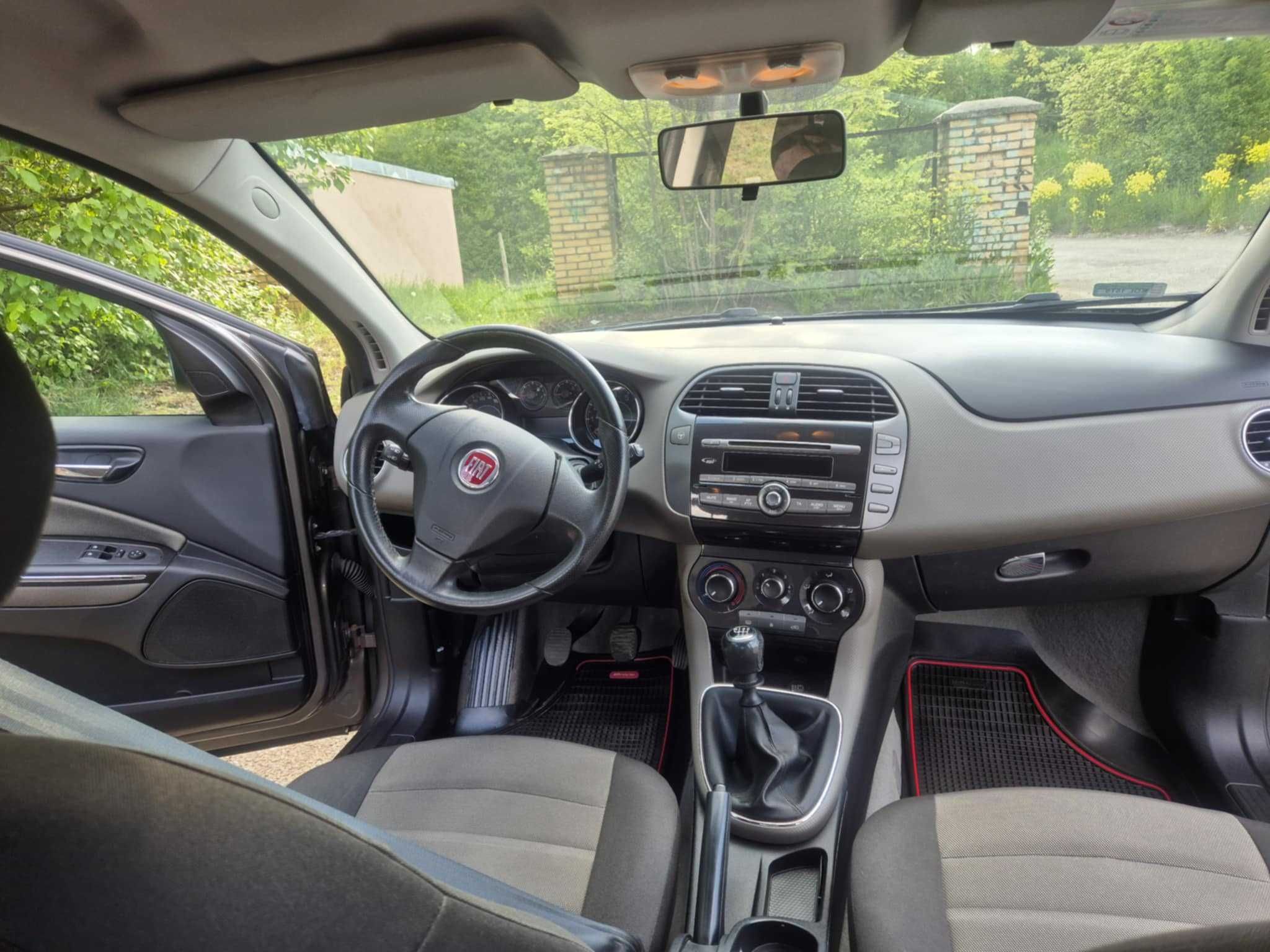 Na sprzedaż Fiat bravo rocznik 2010 - z polskiego salonu