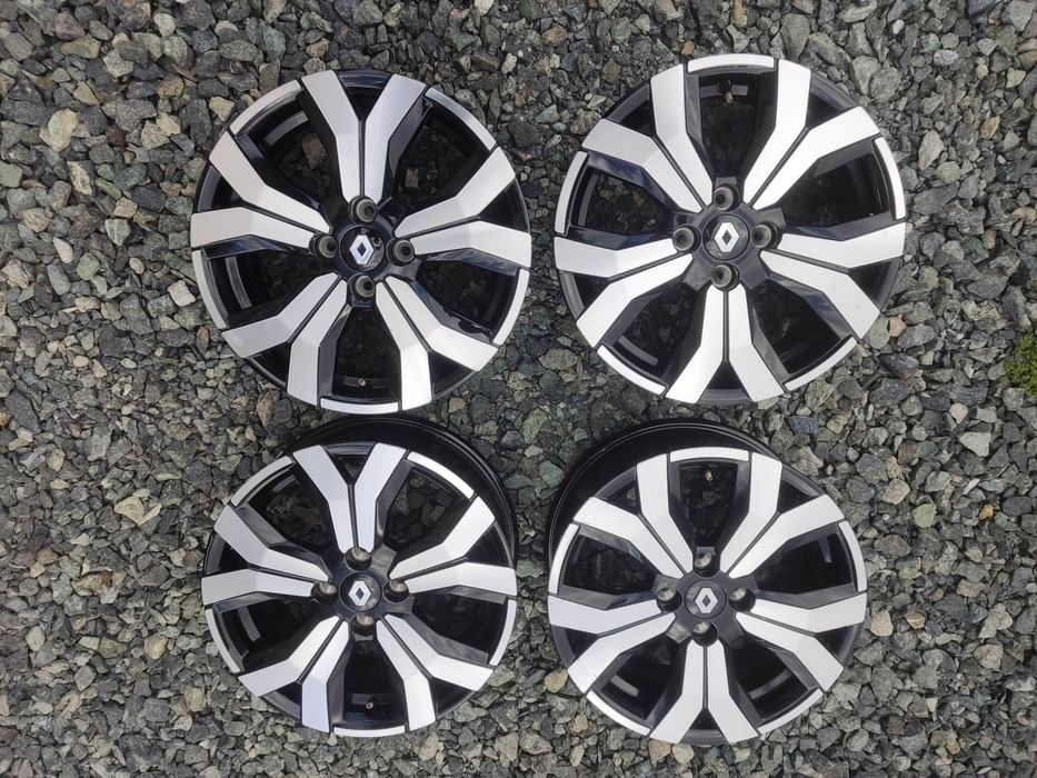 Komplet felg z dekielkami Renault Clio 4 5 IV V