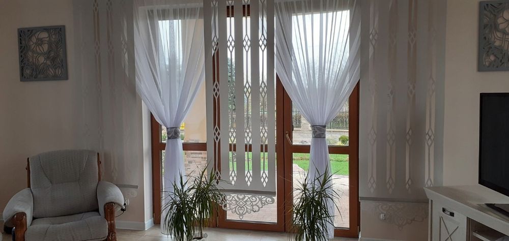 Панель ажурова штора на балкон вiкно