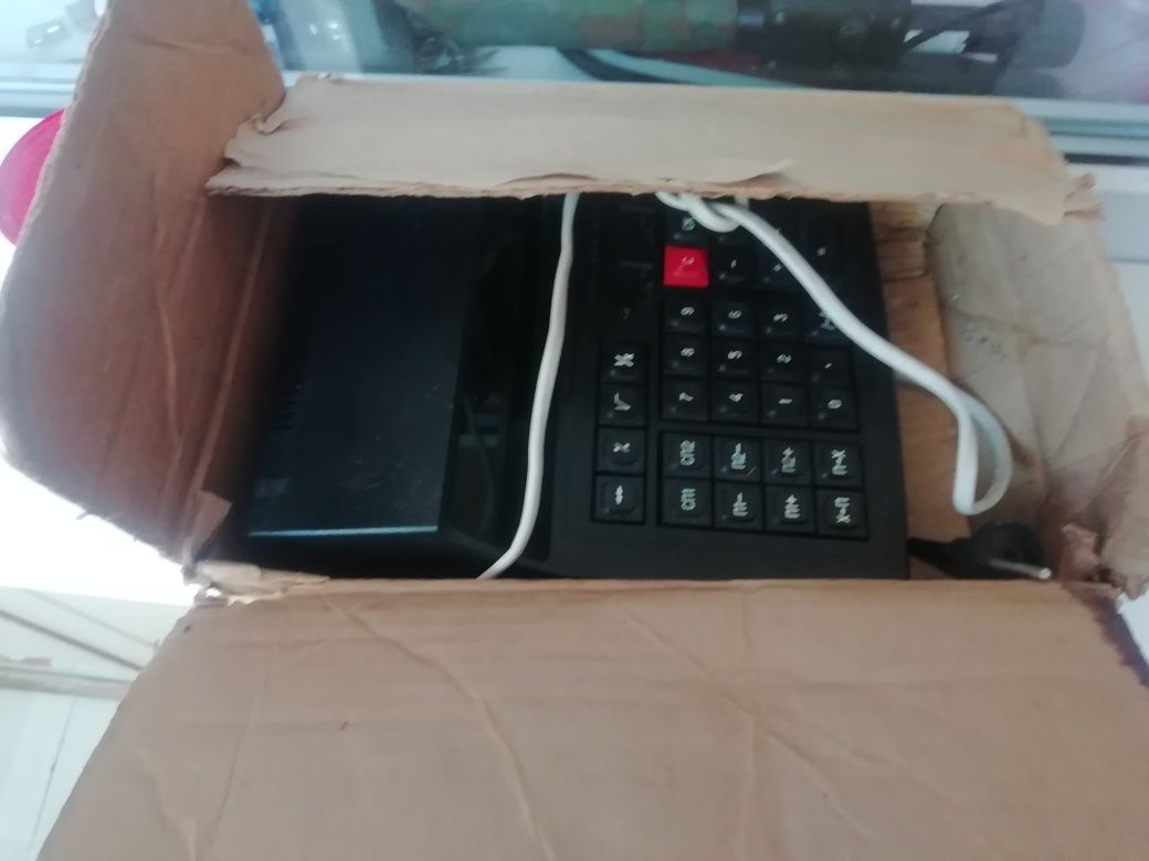 Продам калькулятор электронный МК 44