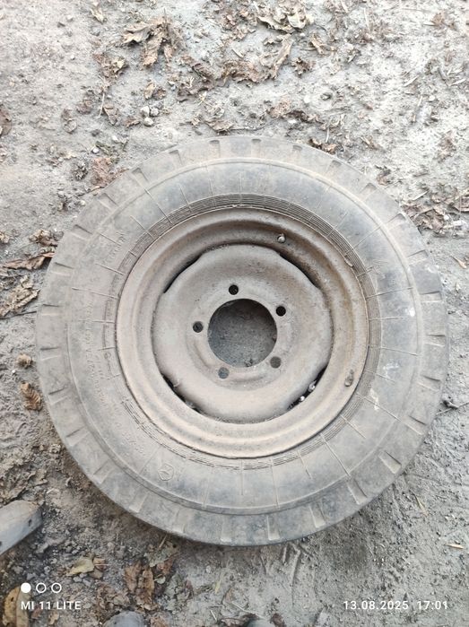 Продам колесо Т -25