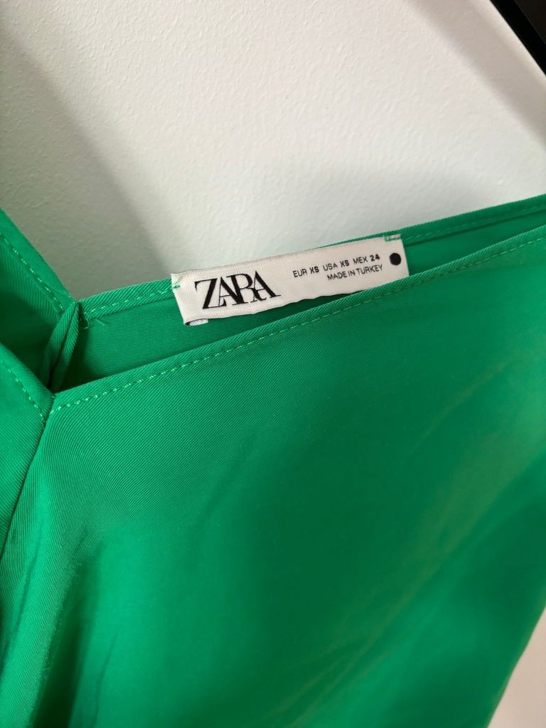 Camisola verde Zara