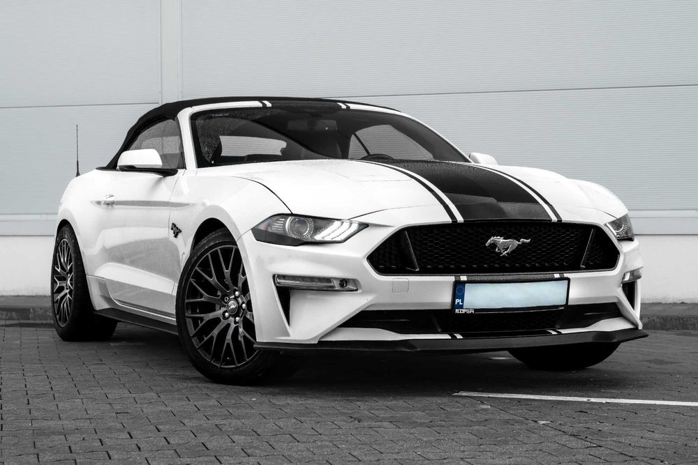 Wynajem Ford Mustang Wypożyczalnia aut sportowych C43, RS3, CHALL ŻAR