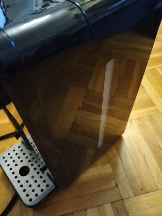 Dystrybutor gorącej wody TOMADO