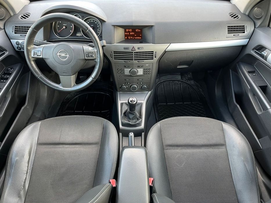 Opel Astra Caravan cosmo Nacional