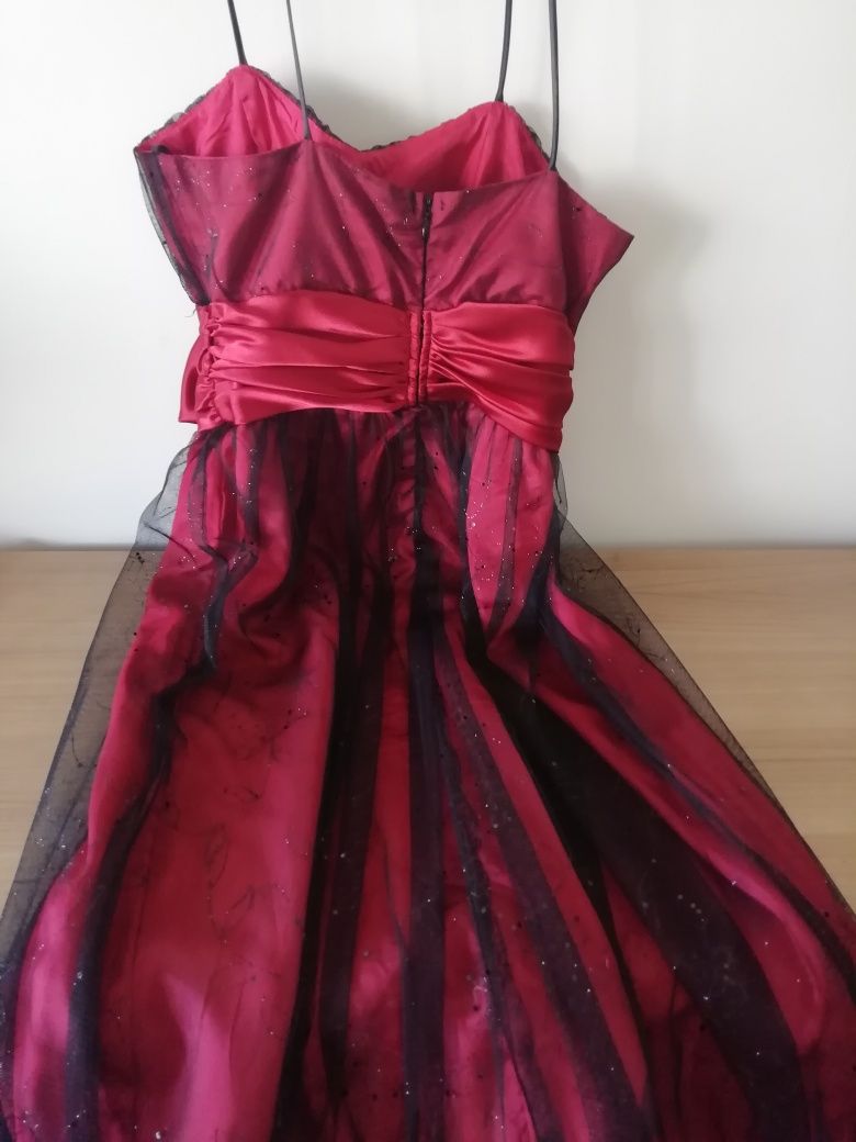 Vestido curto S de rapariga jovem como novo