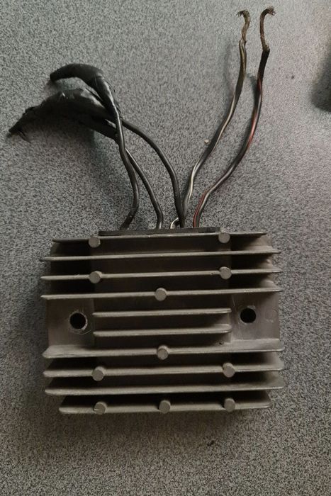 Реле зарядки Suzuki GSx-R 600 К4 К5 2004 2005 год