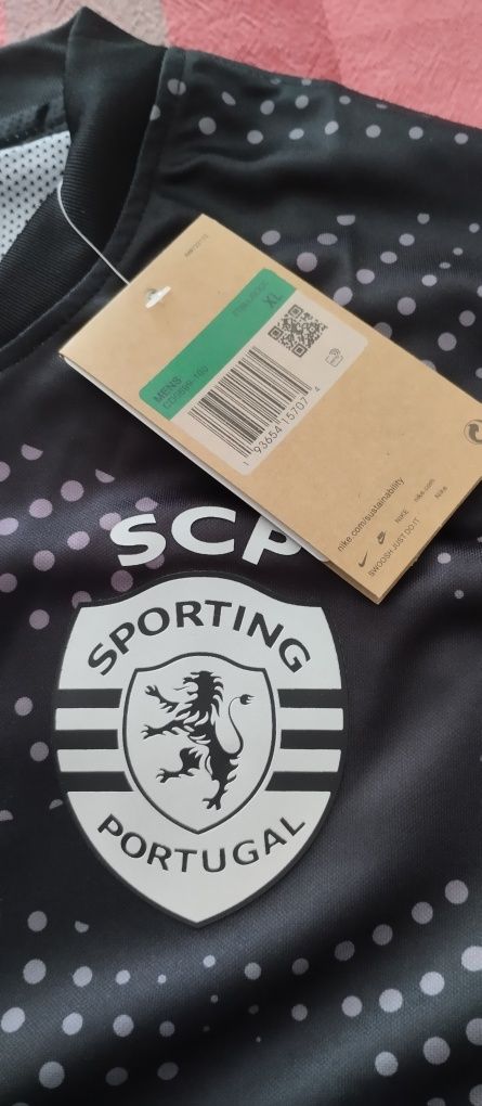Camisola Sporting preta 25/26