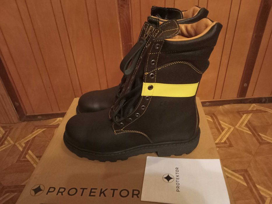Nowe buty strażackie protektor 43