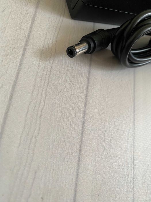 Зарядка для ноутбука Toshiba 19V 3.42A 5.5*2.5mm