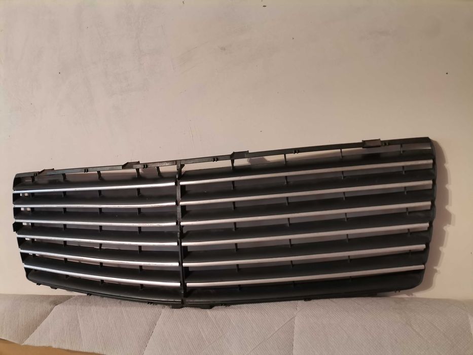 Решотка радиатора Мэрсэдэс
