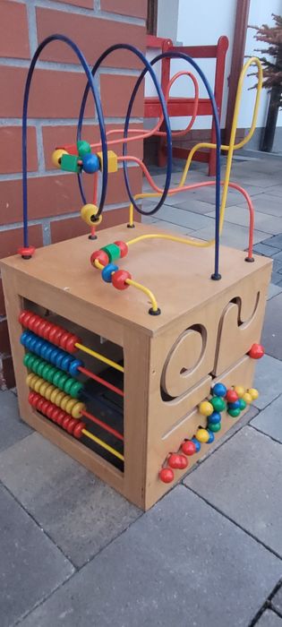 Logiczna zabawka dla dziecka