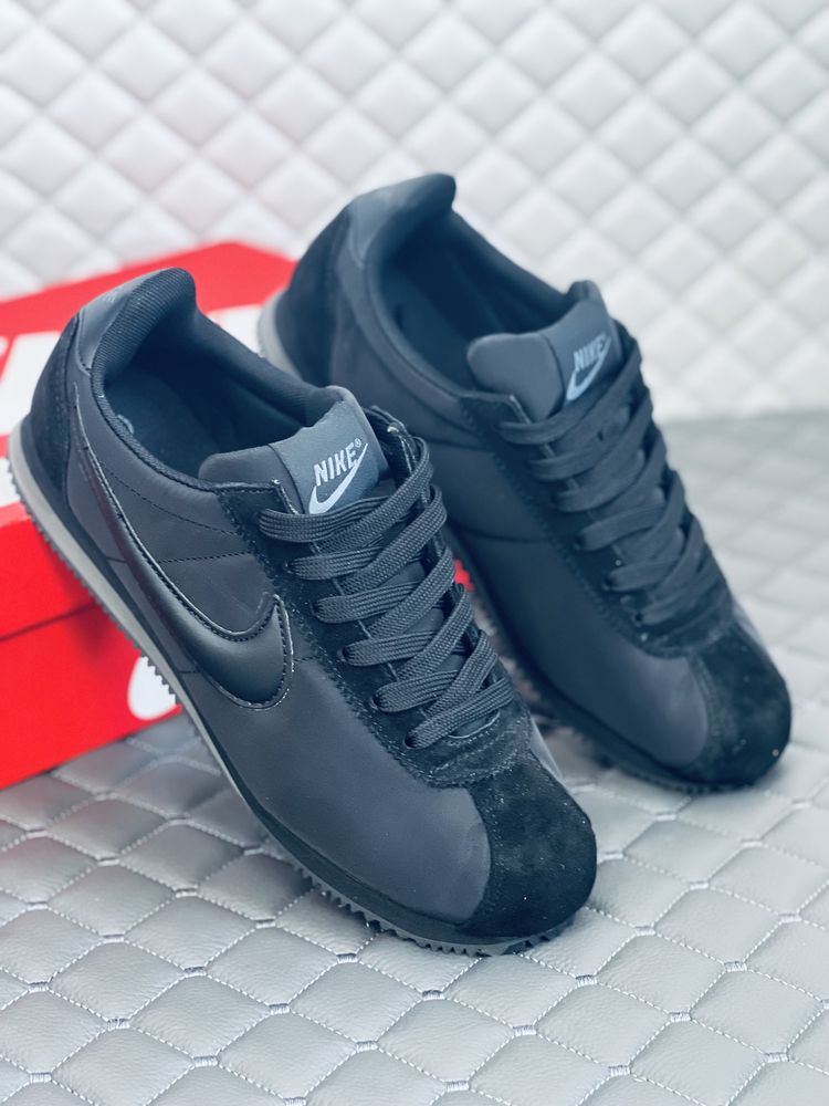 Nike Cortez Nylon Black кросівки чоловічі чорні Найк Кортез