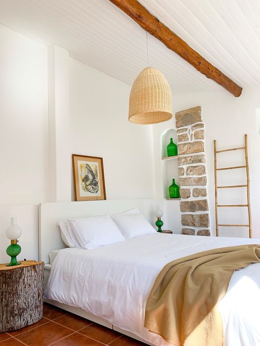 Cama casal com 2 gavetas e colchão com memória