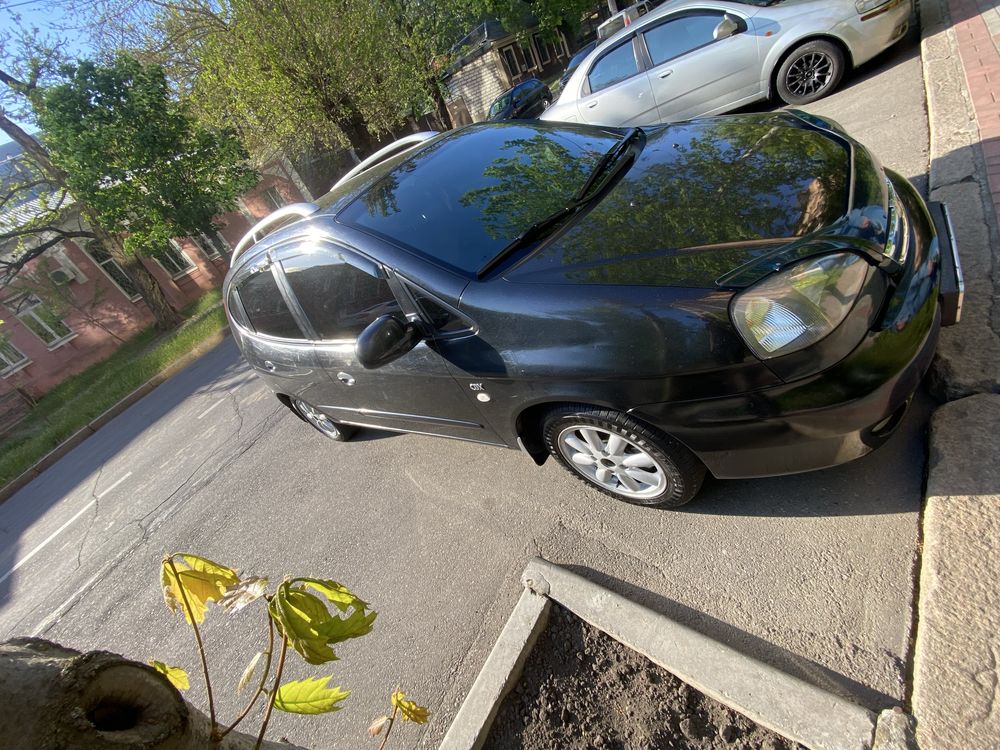 Шевроле такума 2л