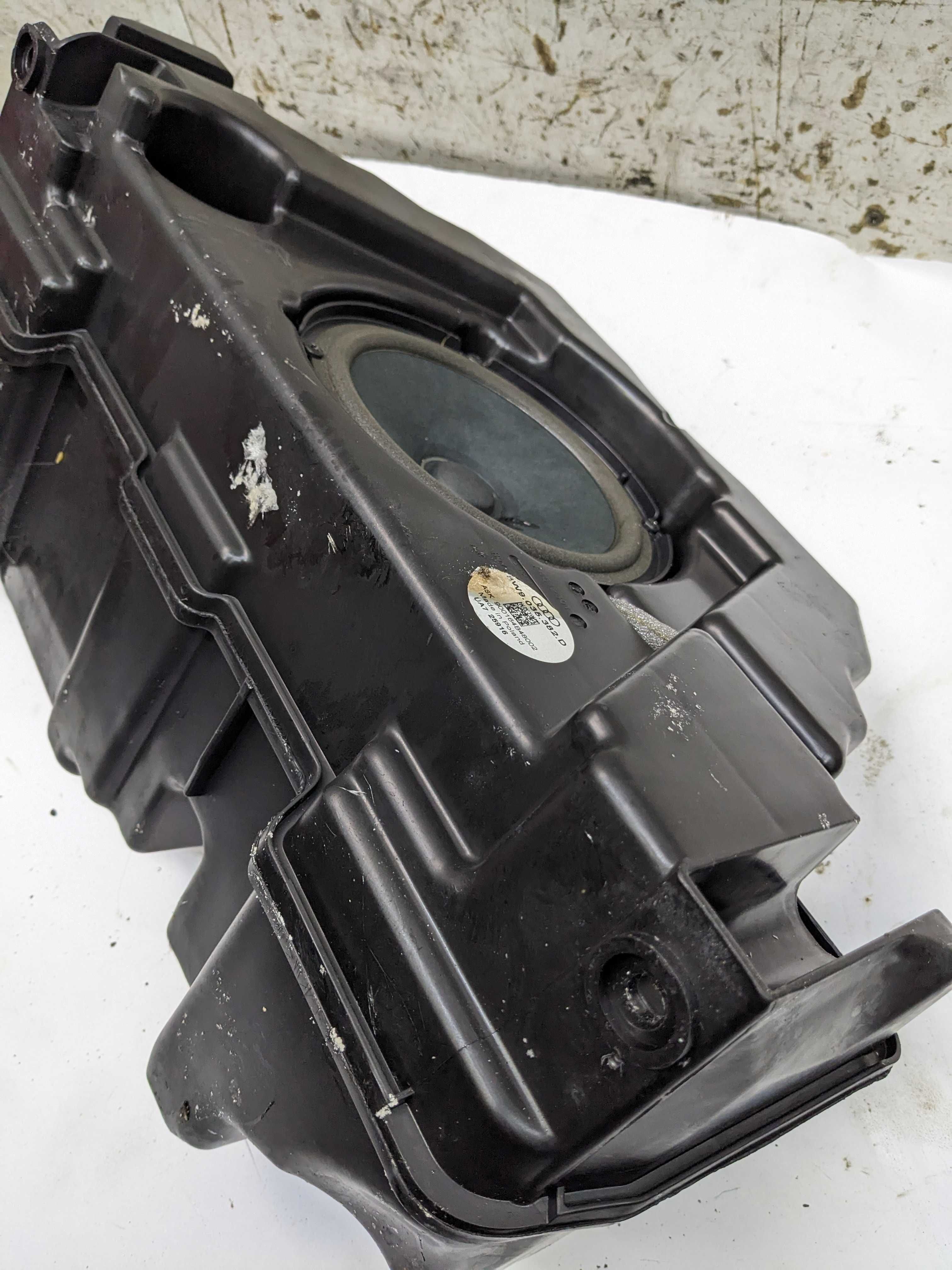 Audi A4 B9 Kombi Avant Głośnik Subwoofer Tył