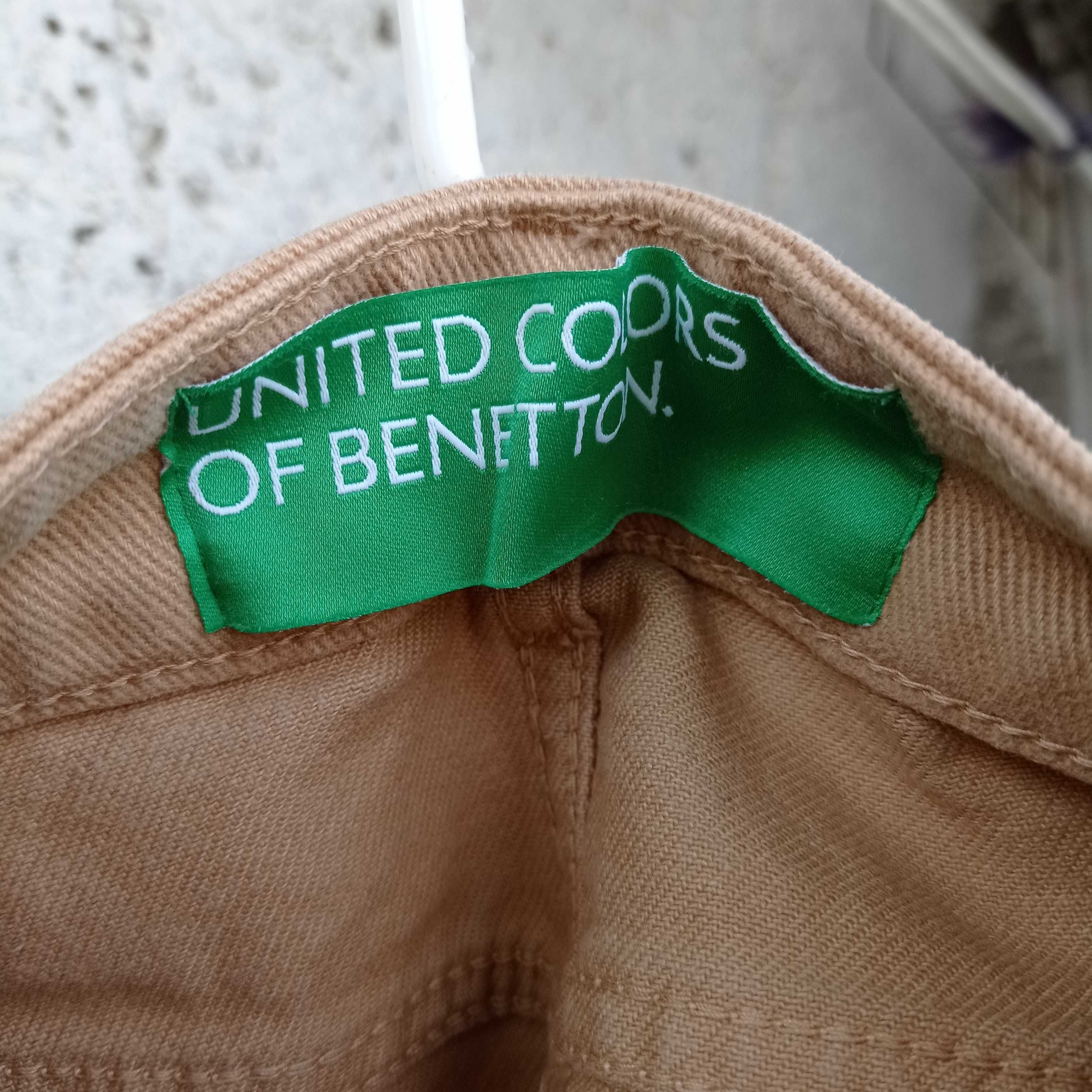 Модные широкие джинсы Benetton, размер 30, производство Италия, новые.