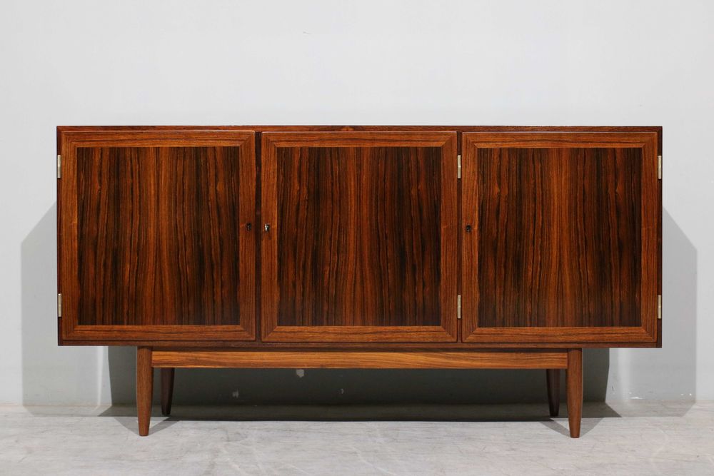 Aparador nórdico em pau santo | Mid Century Modern