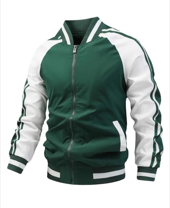 Спортивная кофта