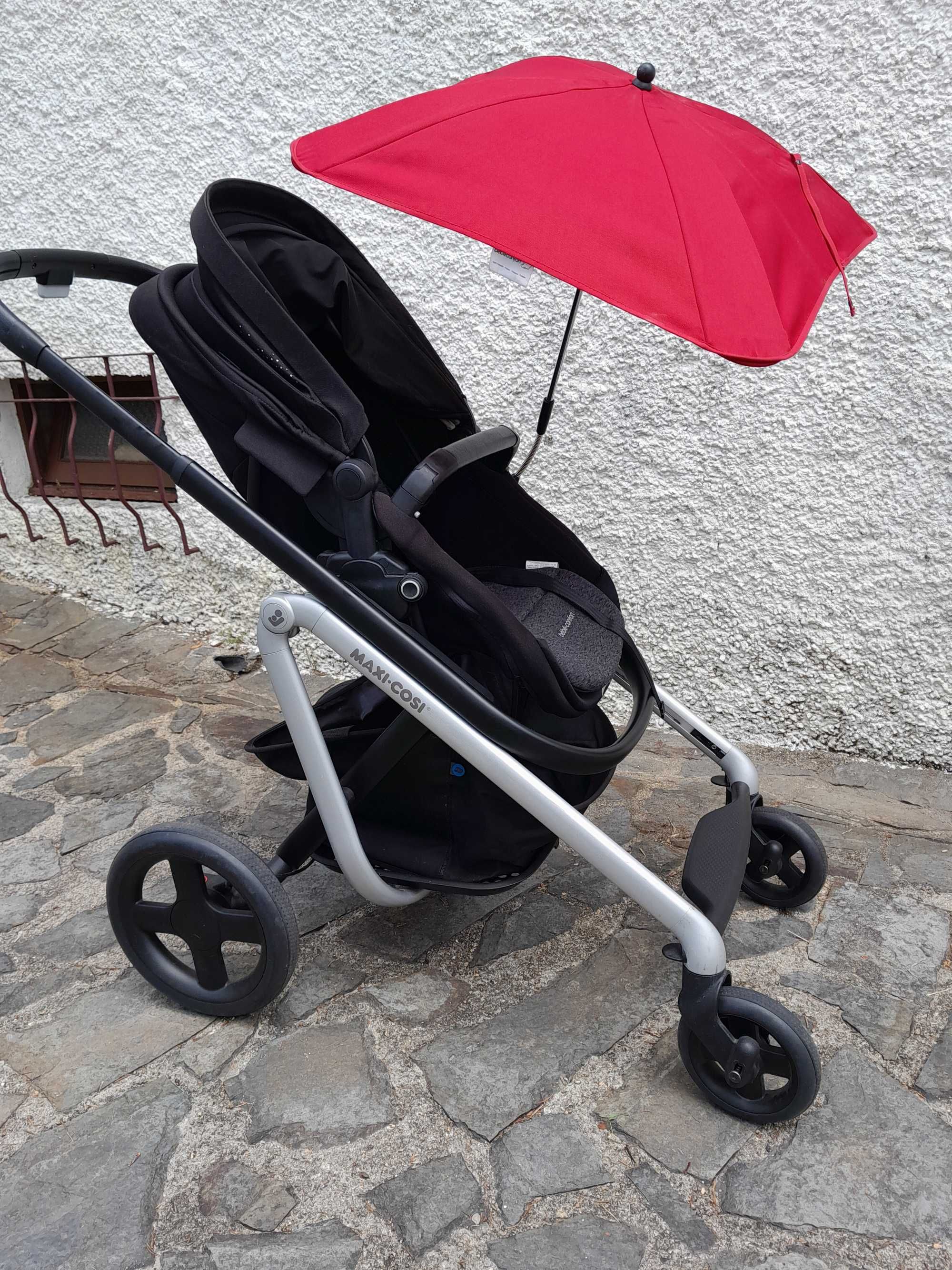 Maxi Cosi Carrinho de Bebé + Acessórios