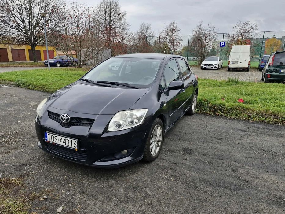 Toyota Auris Stan bardzo dobry,bezwypadkowa,garażowany, od starszego Pana,