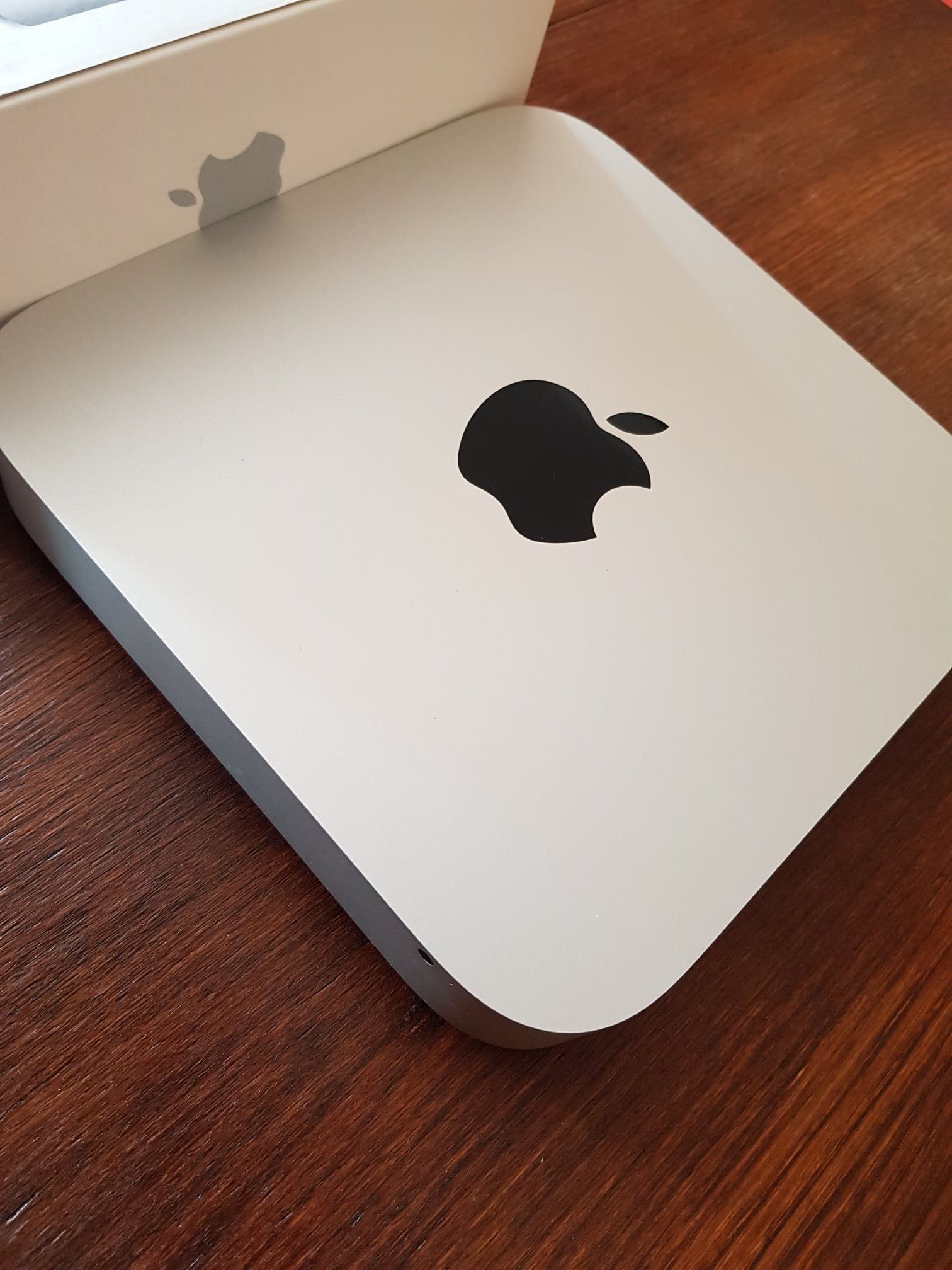 Mac mini Late 2012 i7/4x 2,3 GHz/16GB RAM/1 GB SSD (+ drugi dysk HDD)