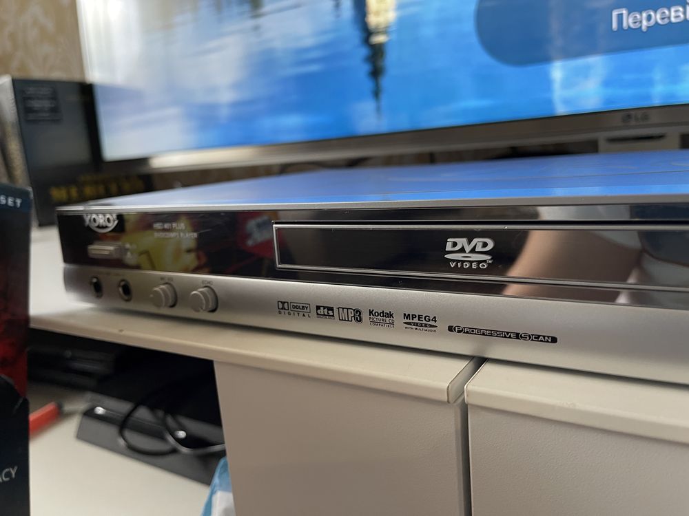 DVD програвач XORO HSD 401 PLUS проигрыватель region-free