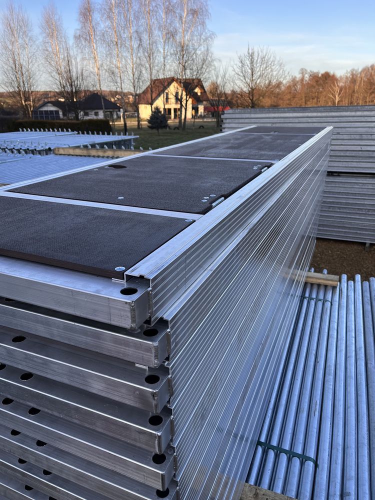 Rusztowanie elewacyjne plettac 100m2