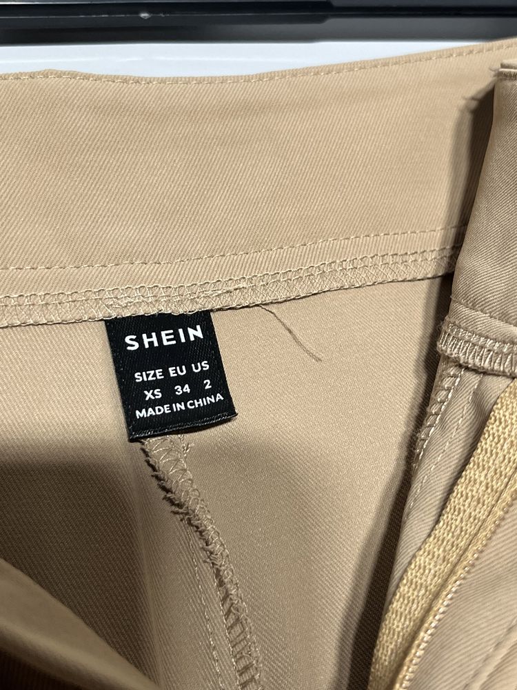 Eleganckie spodnie z szerokimi nogawkami XS 34, Shein