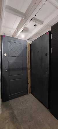 Склад большой входные металлические двери, металеві вхідні двері