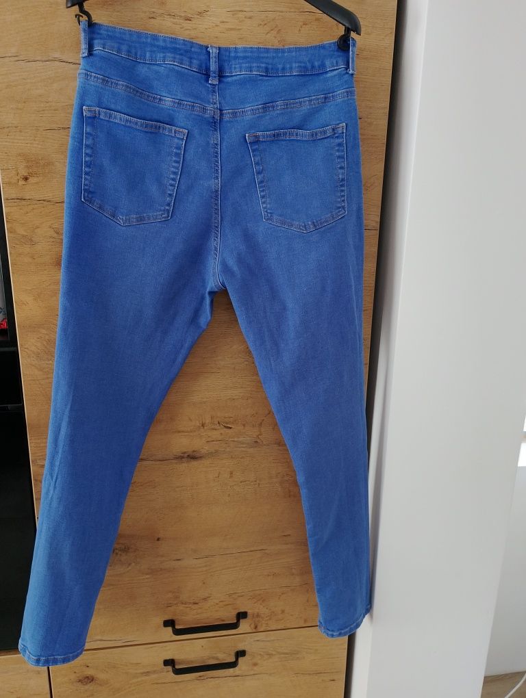 Spodnie jeansowe damskie