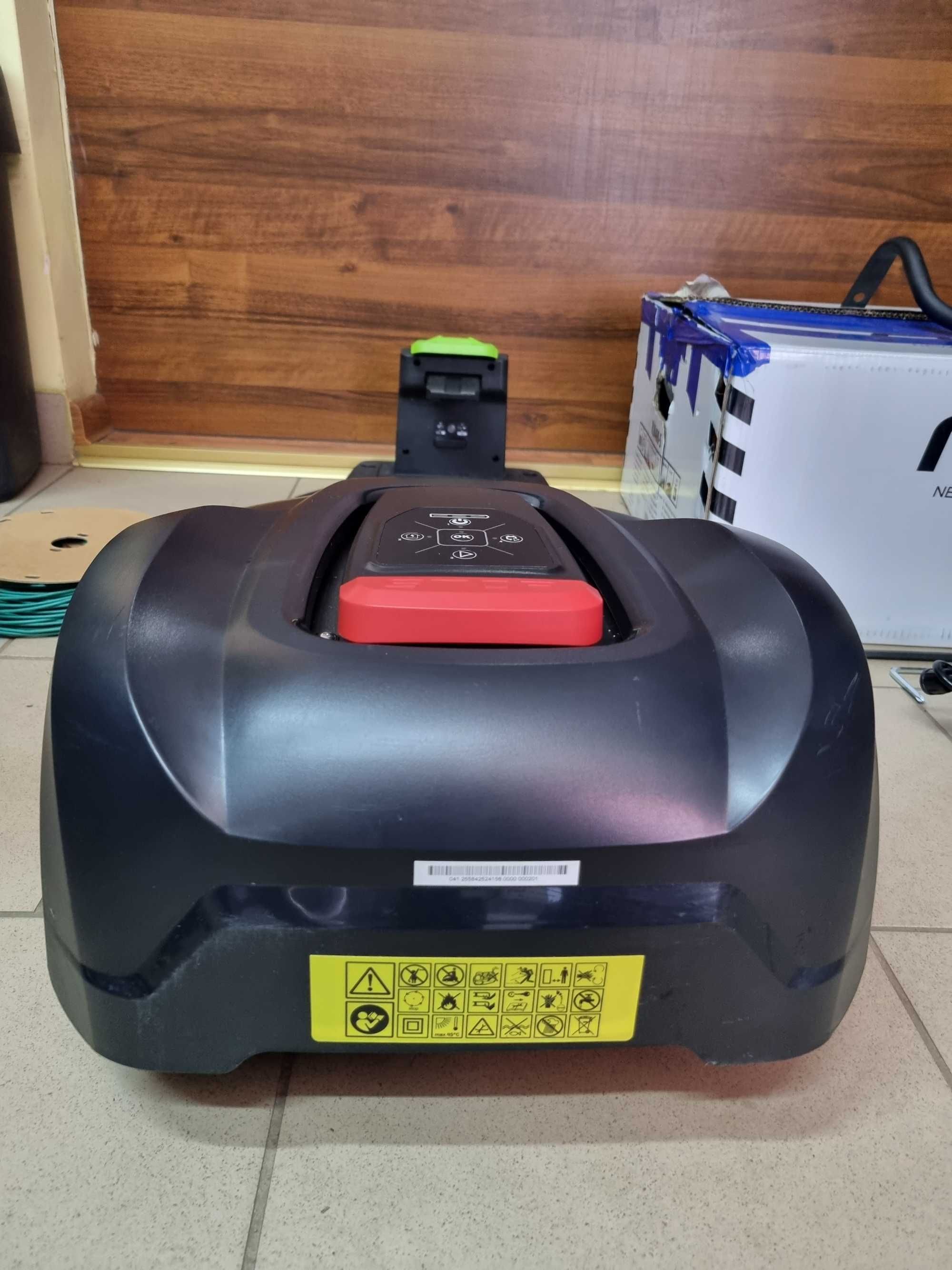 Robot koszący NAC Rlm400-s Jak Nowy