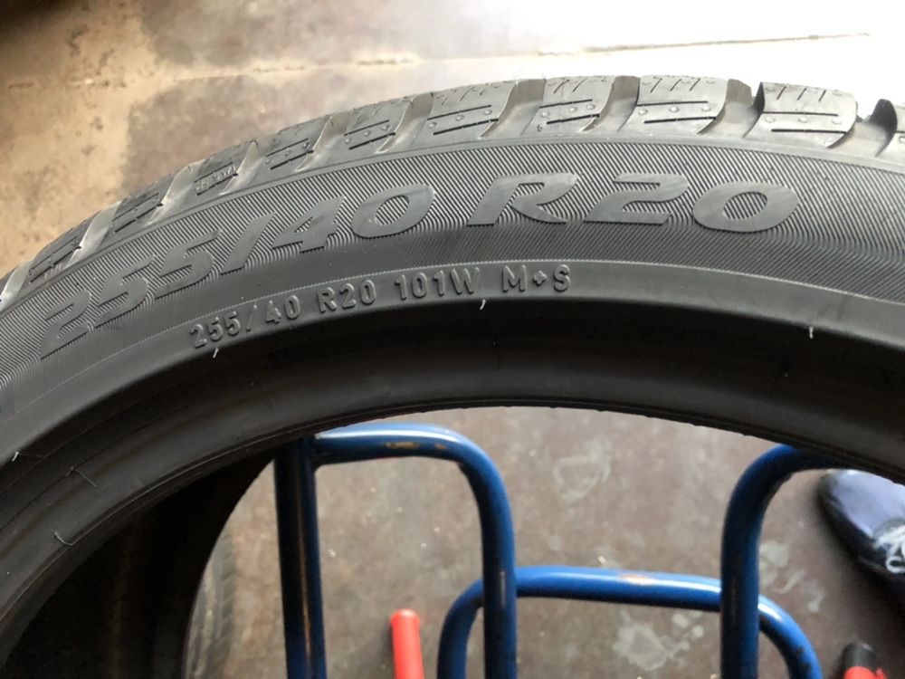 255/40/20+285/35/20 R20 Pirelli SottoZero 3 4шт новые